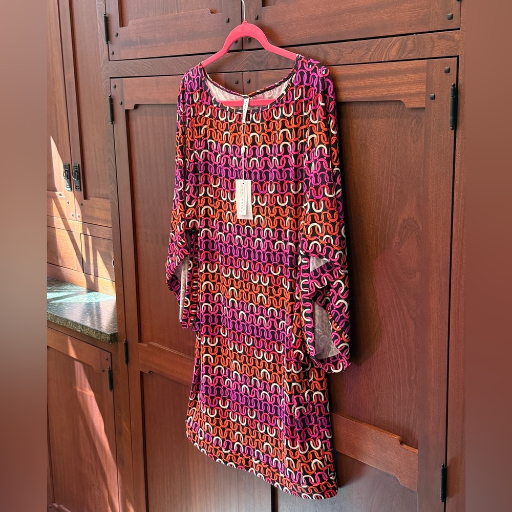 Trina Turk NWT Sz XL Bold Pink Purple & Black Raglan Sleeve Beach Cover-Up (695) - Picture 3 of 10